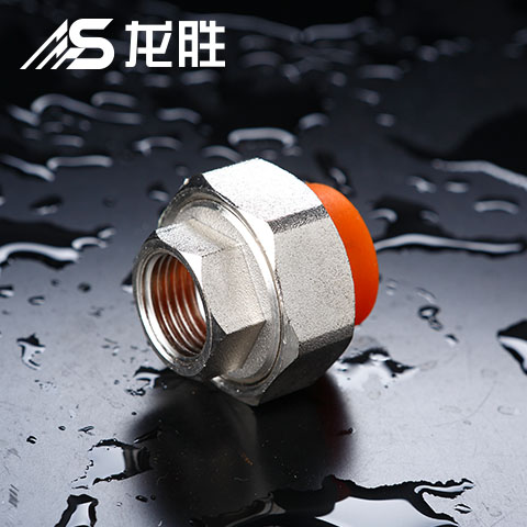 一般做代理水管利潤多高？能有多少？經營困難嘛？